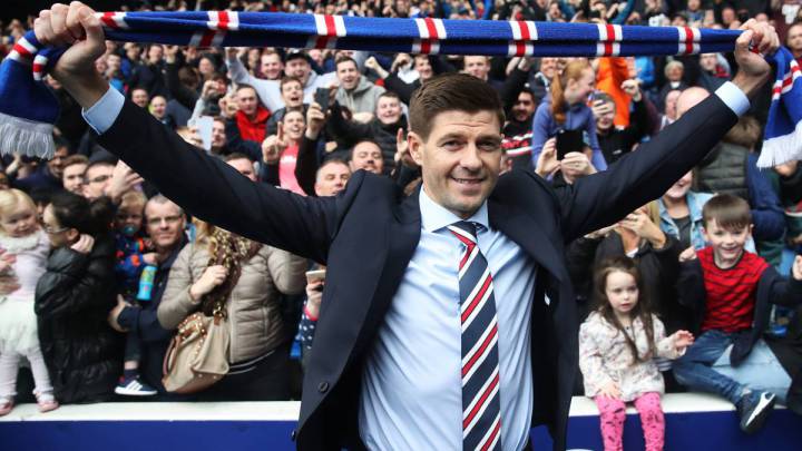 Umar Sadiq joins Gerrard’s Rangers