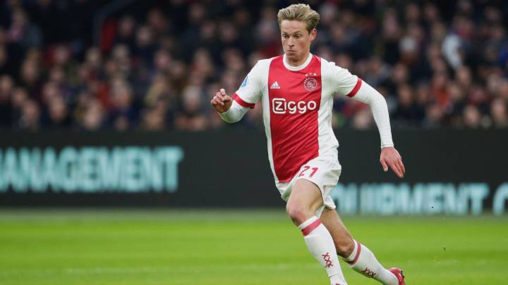 De Jong: Barcelona determined to snap up Ajax youngster
