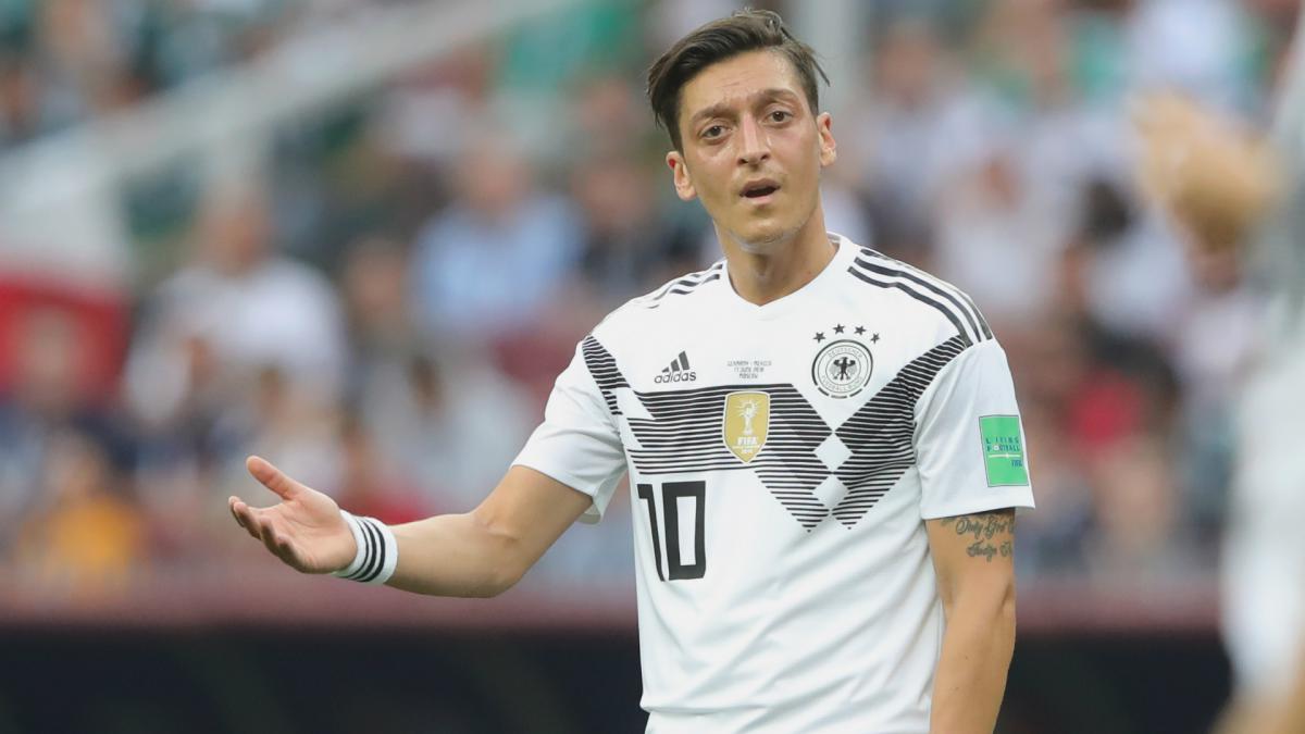 Erdogan backs Ozil over Germany stance