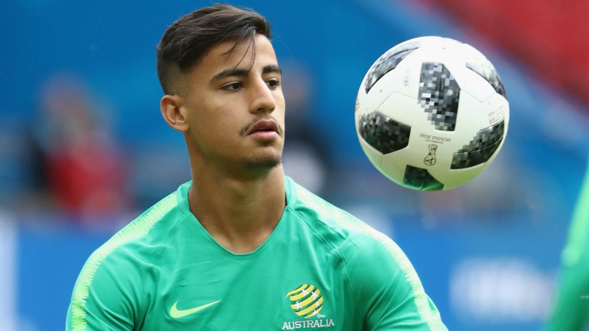 Manchester City talent Arzani completes Celtic loan