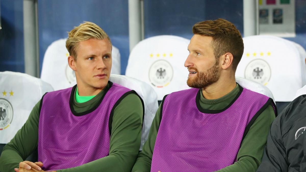 'Modern keeper' Leno gets Mustafi backing
