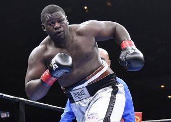 Heavyweight Harper leaves ring before a punch is thrown