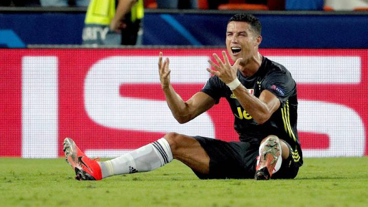 Ronaldo sent off in the Champions League