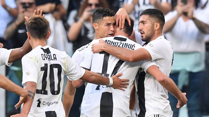 Juventus v Napoli live