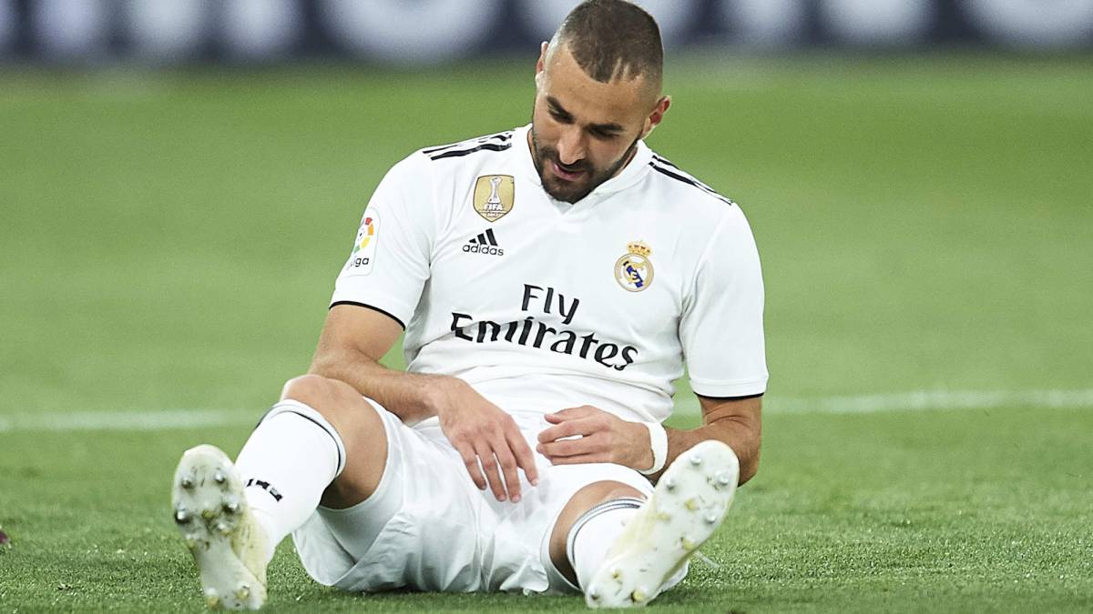 Karim Benzema set to miss two weeks with hamstring injury