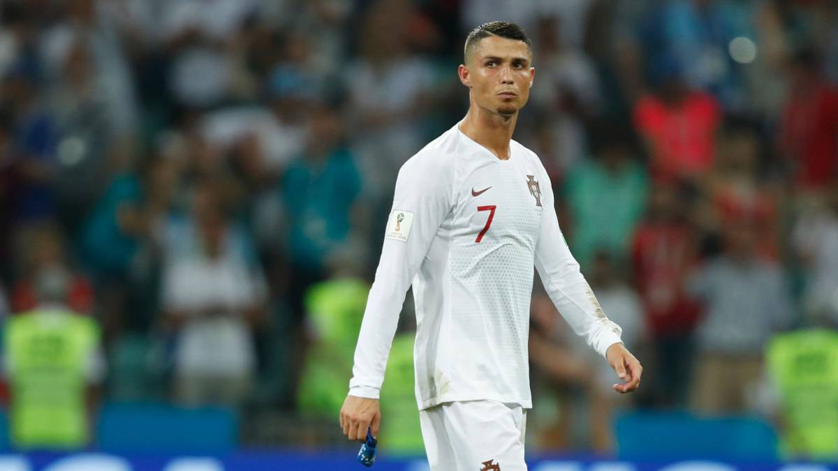 Real Madrid to sue Portuguese newspaper over Ronaldo claims