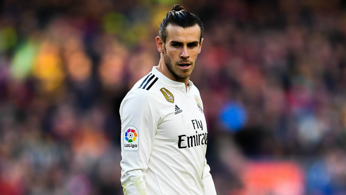 Bale agent hits back at Valdano criticism