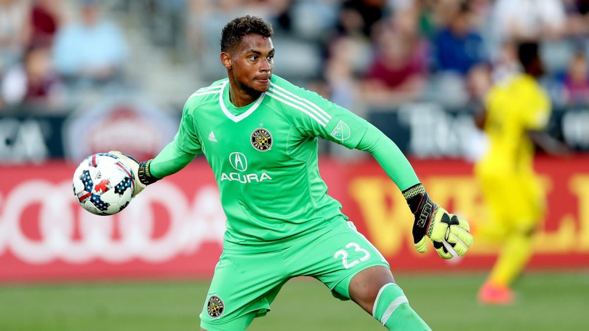 Manchester City sign United States goalkeeper Steffen for reported £7m