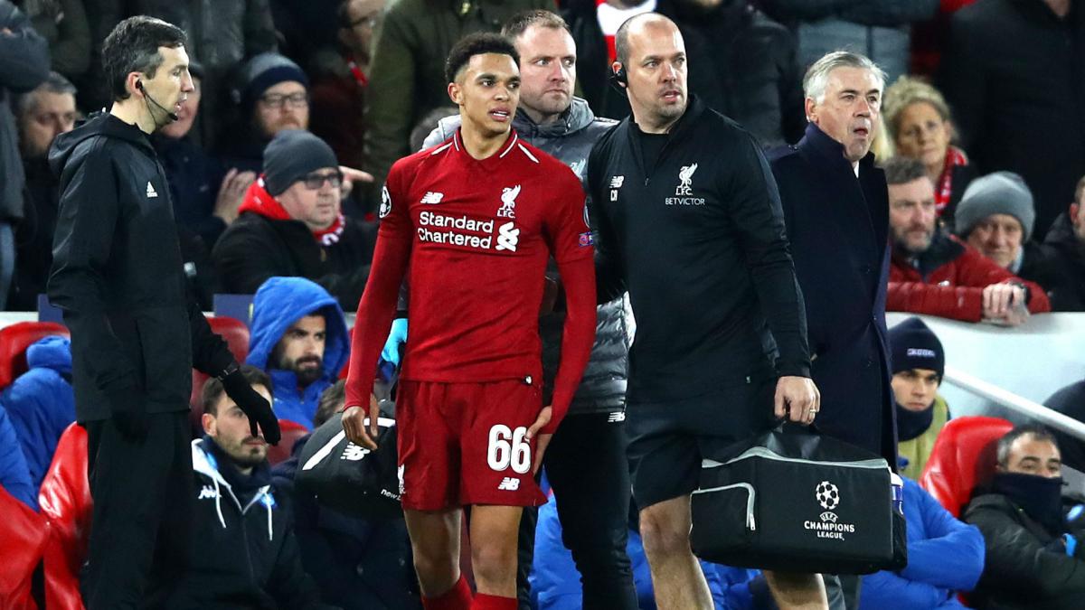 Crisis? What crisis? Klopp focuses on defensive solutions for United clash