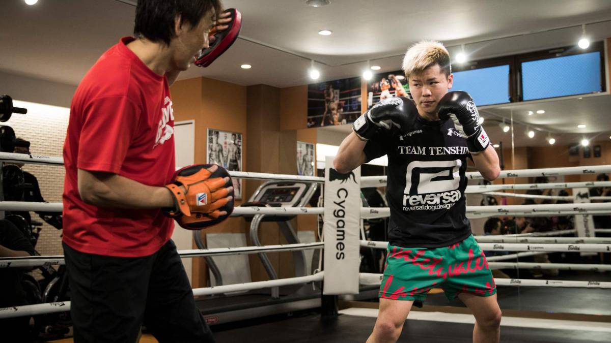Tenshin Nasukawa aims to take down Mayweather