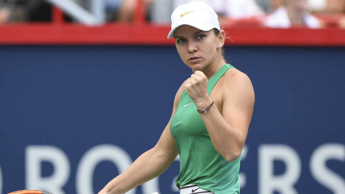 Halep to "go with the flow" in coachless start to 2019