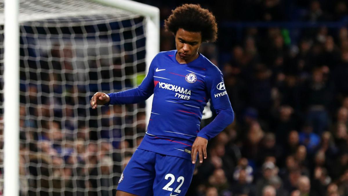Stop! Don't ask about Willian's contract – Sarri