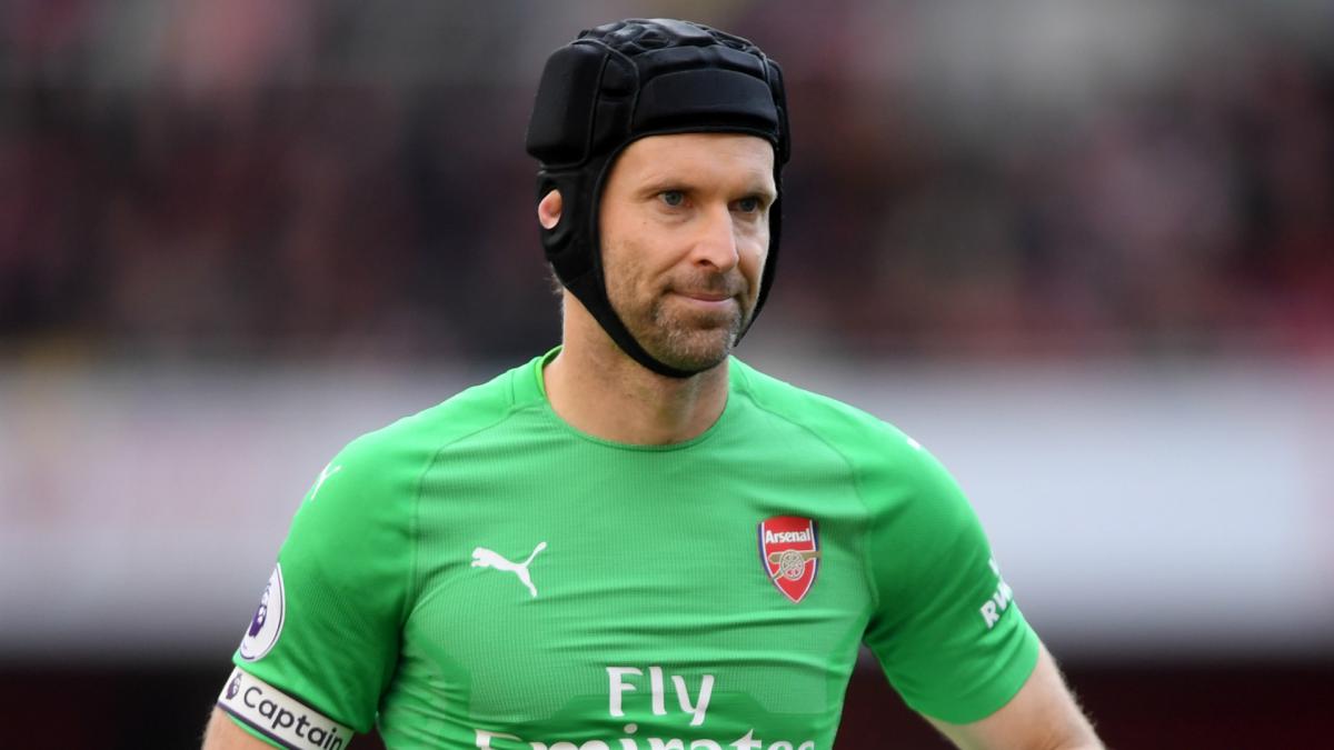 Cech to retire at the end of the season