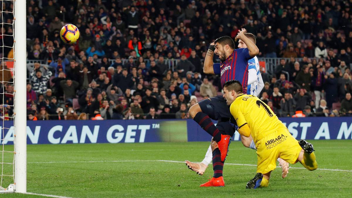 Suárez goes in on Cuellár
