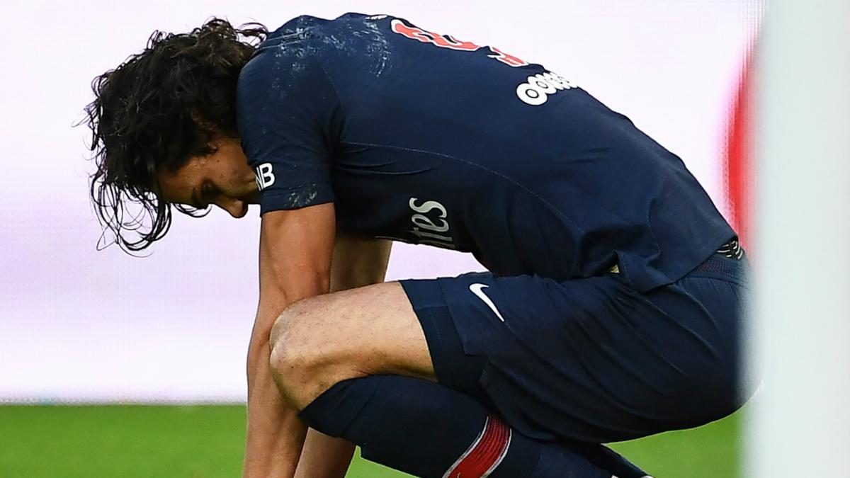 PSG confirm Cavani hip injury ahead of Champions League trip to Man Utd