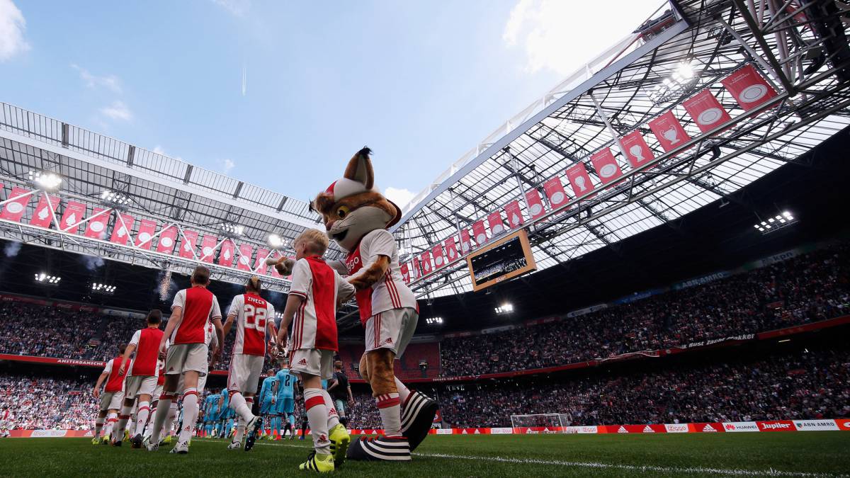 Erratic Ajax prepare for Madrid with defeat away to Heracles