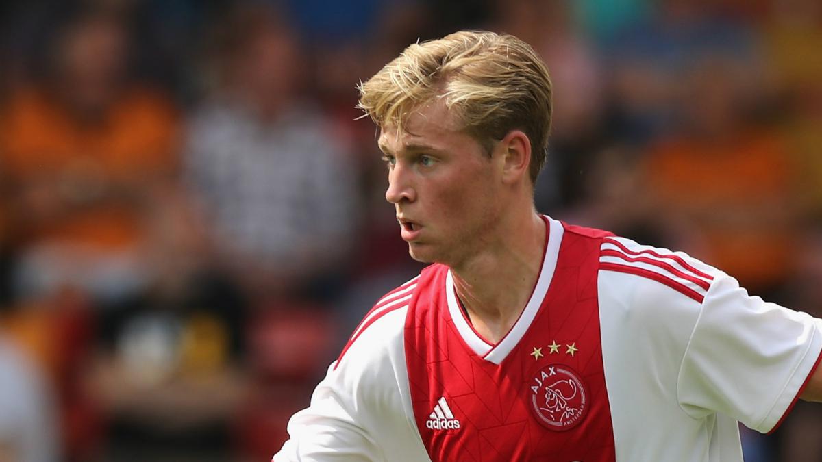 De Jong fit to face Real Madrid, confirms Ajax boss Ten Hag