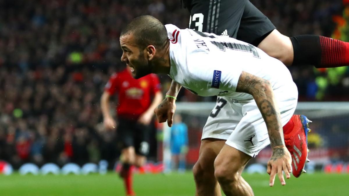 Dani Alves: Time for PSG to win Champions League