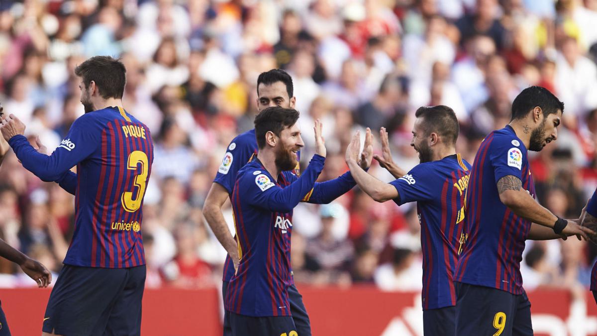 Valverde sings Messi's praises after 50th hat-trick