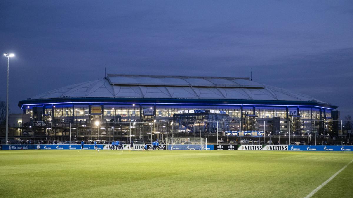 Gelsenkirchen man arrested after alleged assault on Manchester City fan