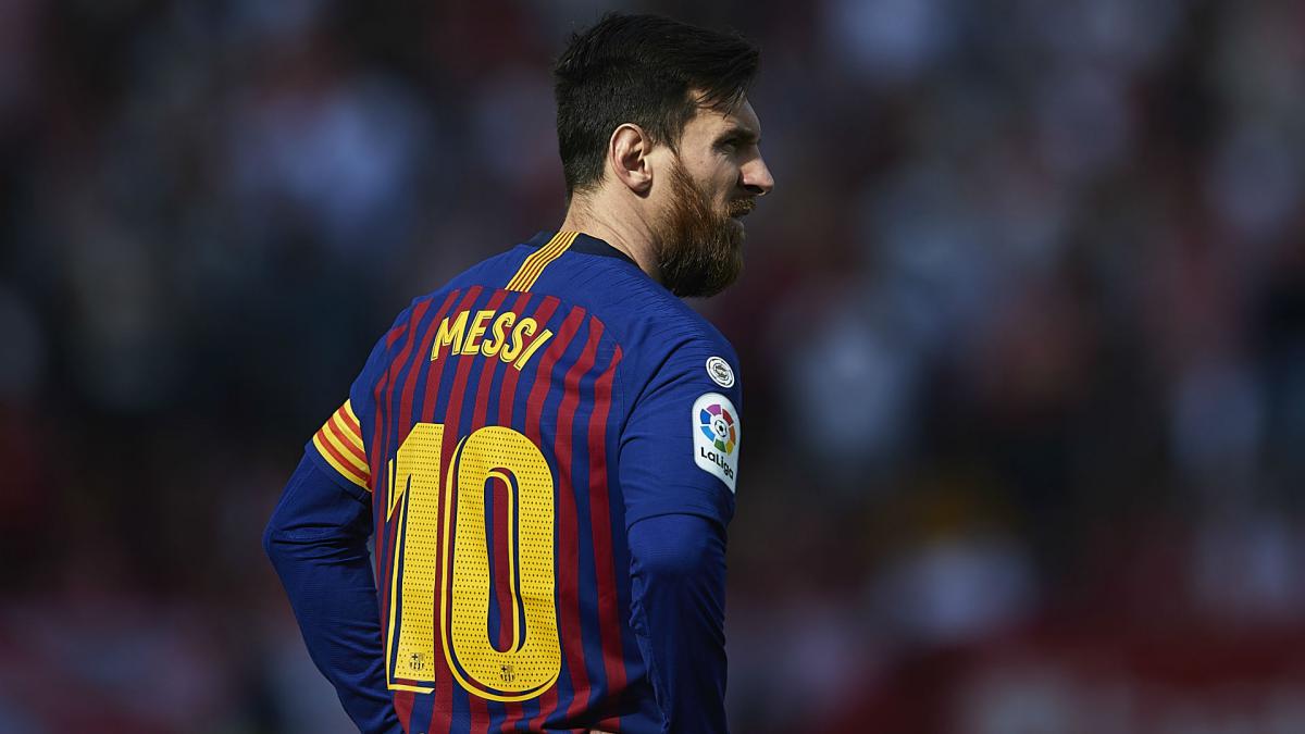 Messi can do what he wants, as long as he wants - Iniesta