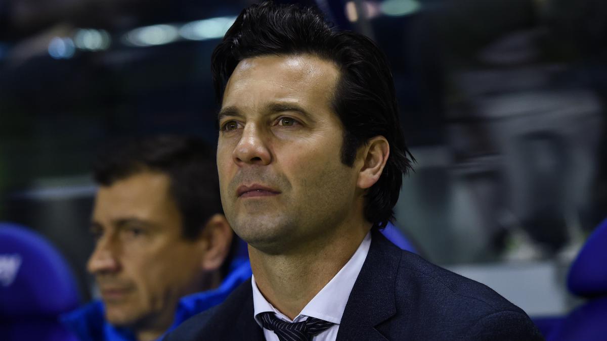Real Madrid v Barcelona: Should Los Blancos sack Solari?
