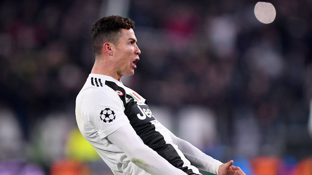 Cristiano Ronaldo celebrates with Simeone's 'big balls' gesture