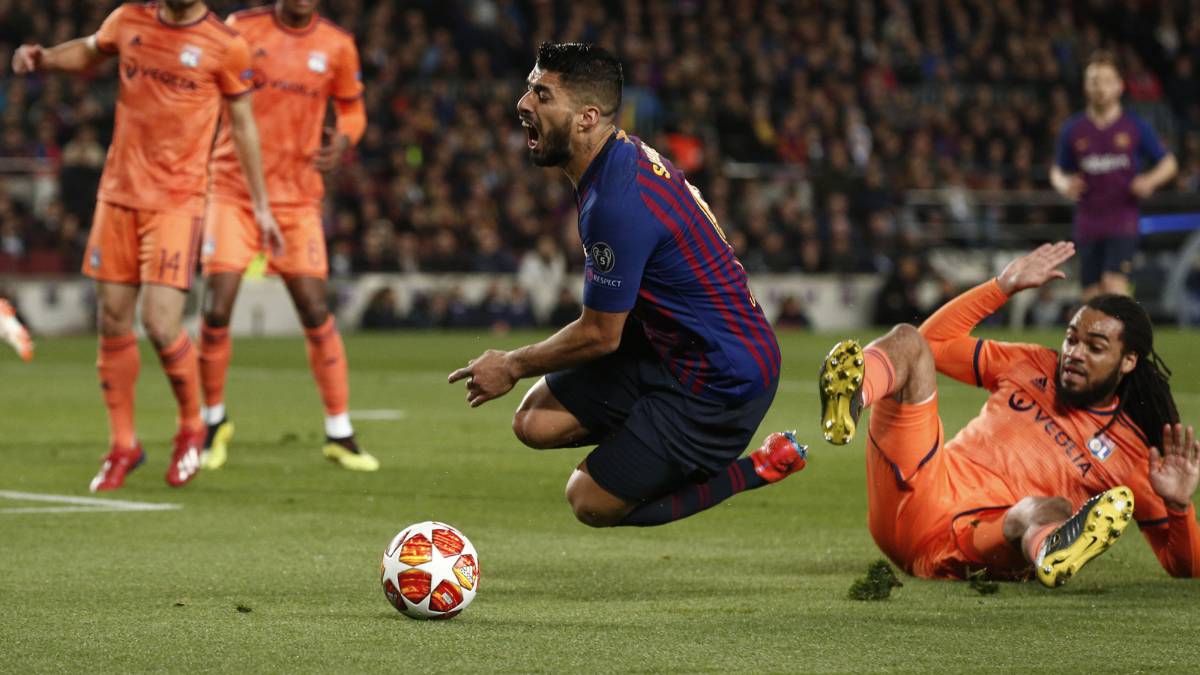 Luis Suárez "should be banned for life", says Espanyol youth coach
