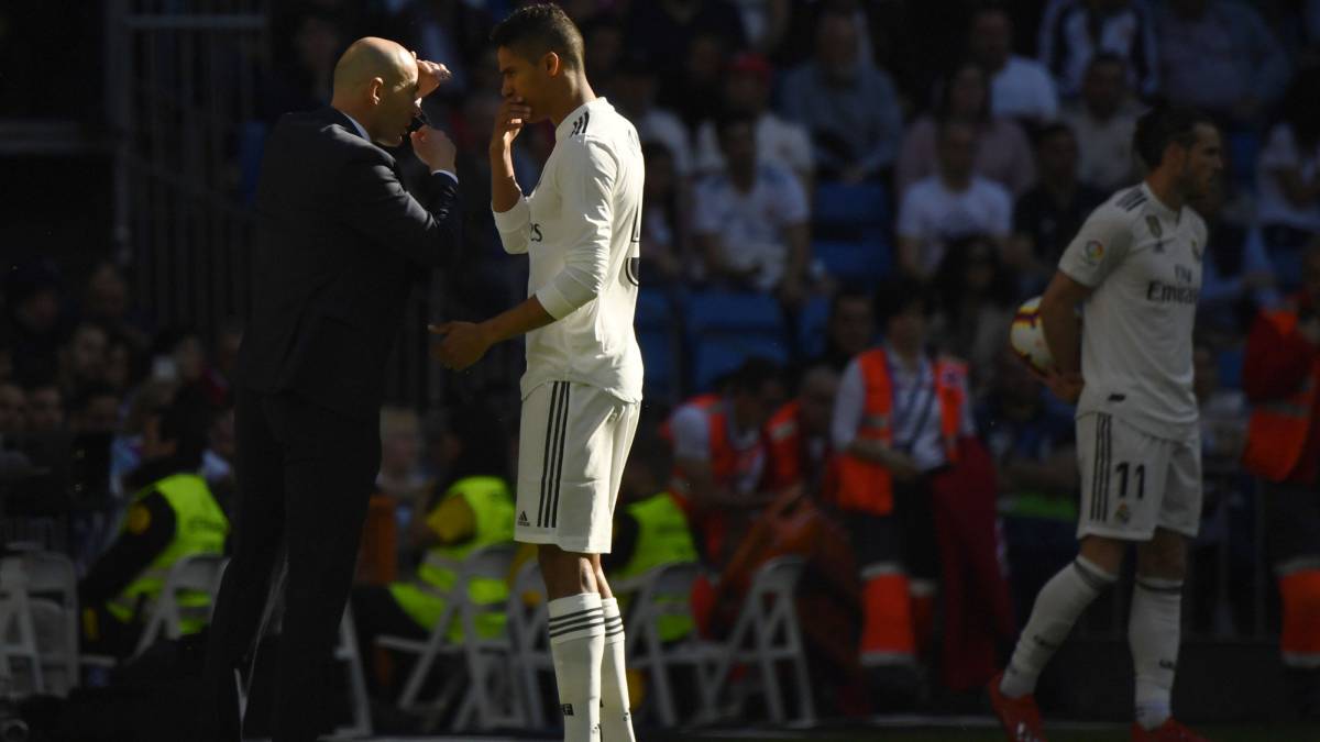 Varane: Juventus reportedly keen on Real Madrid defender