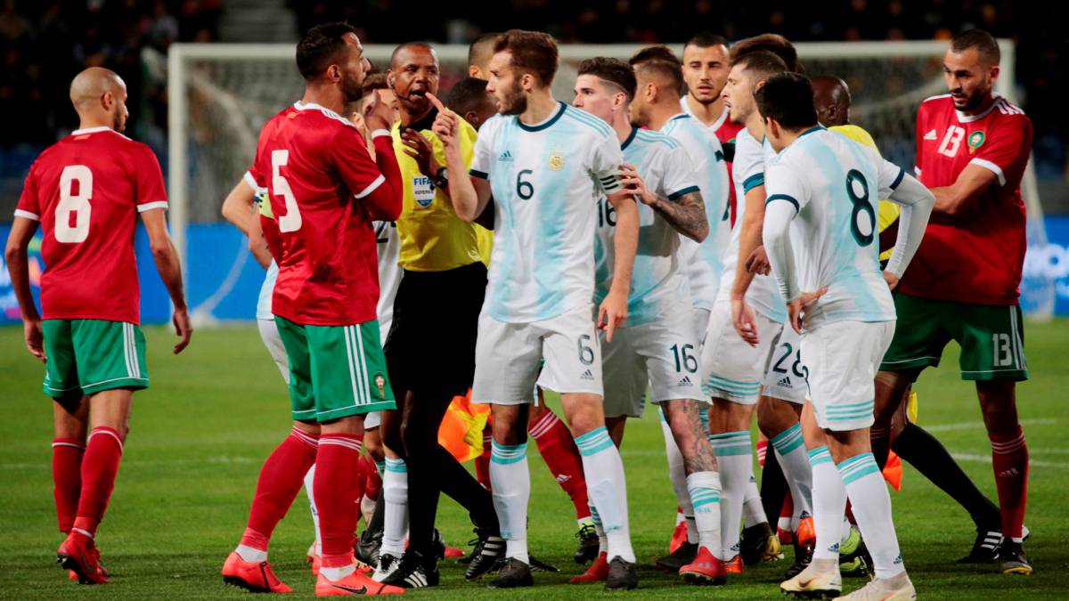Late Correa goal breaks the tedium in windswept Tangier