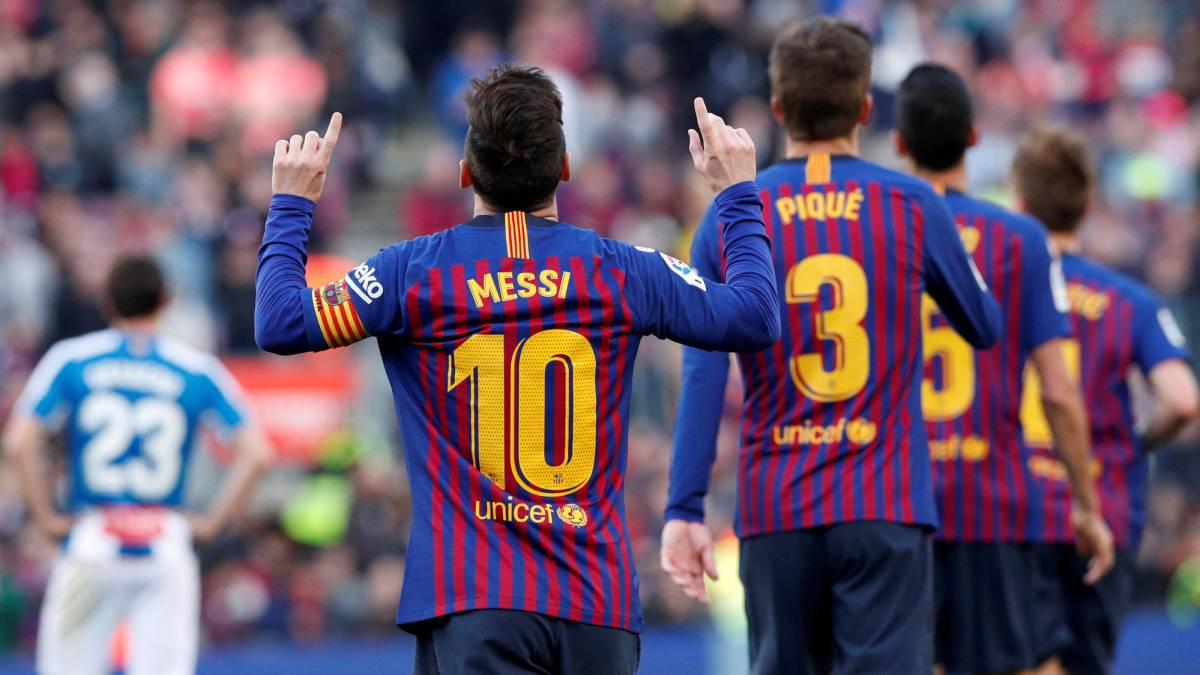 The Pope: Messi is not God