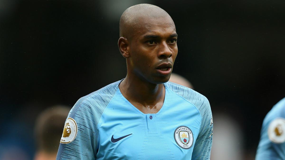 Fernandinho absent for Manchester City trip to Crystal Palace due to injury