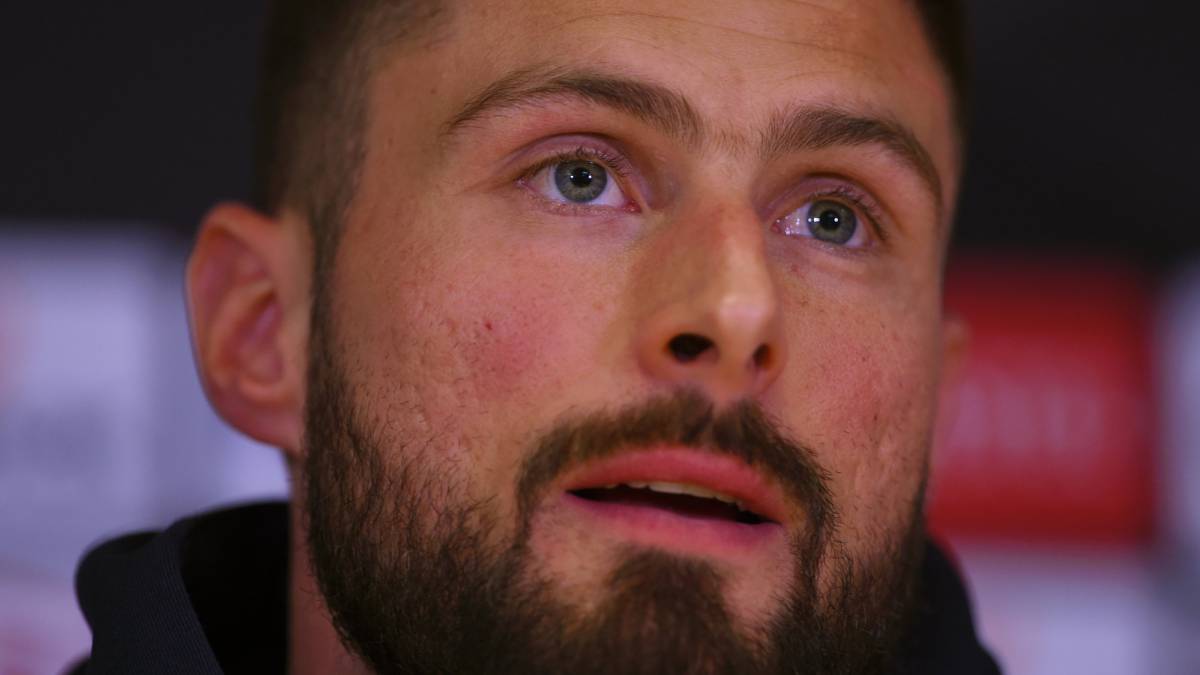 Giroud offers ultimatum to Chelsea amid offers from other clubs