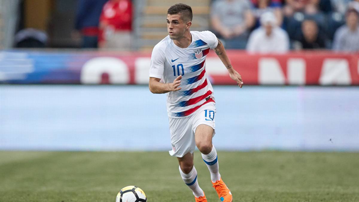 Christian Pulisic in action with the US men's national team