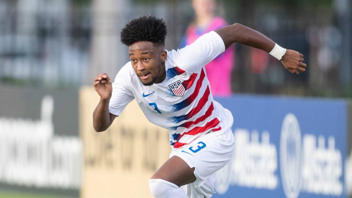 Chris Gloster in action with the United States men's national team