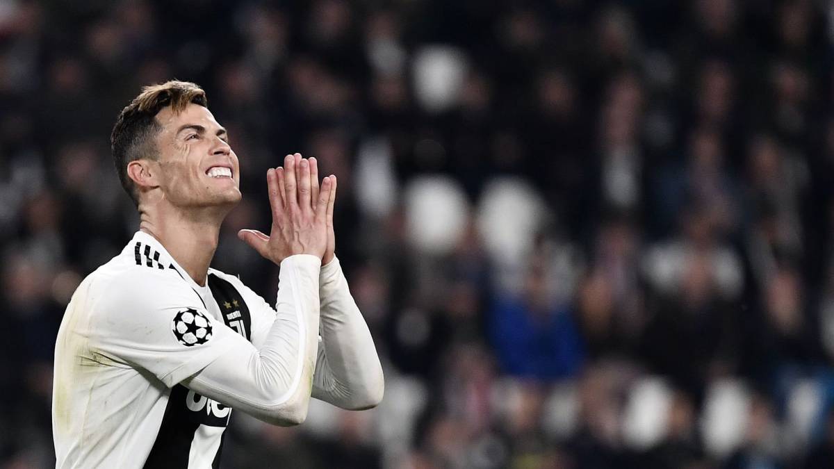 Ronaldo gestures that the Juve players “shat themselves” against Ajax