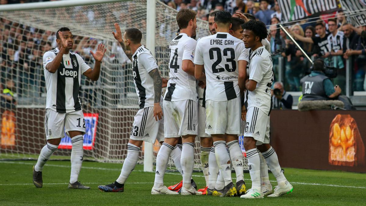 BREAKING NEWS: Juventus seal eighth successive Serie A title
