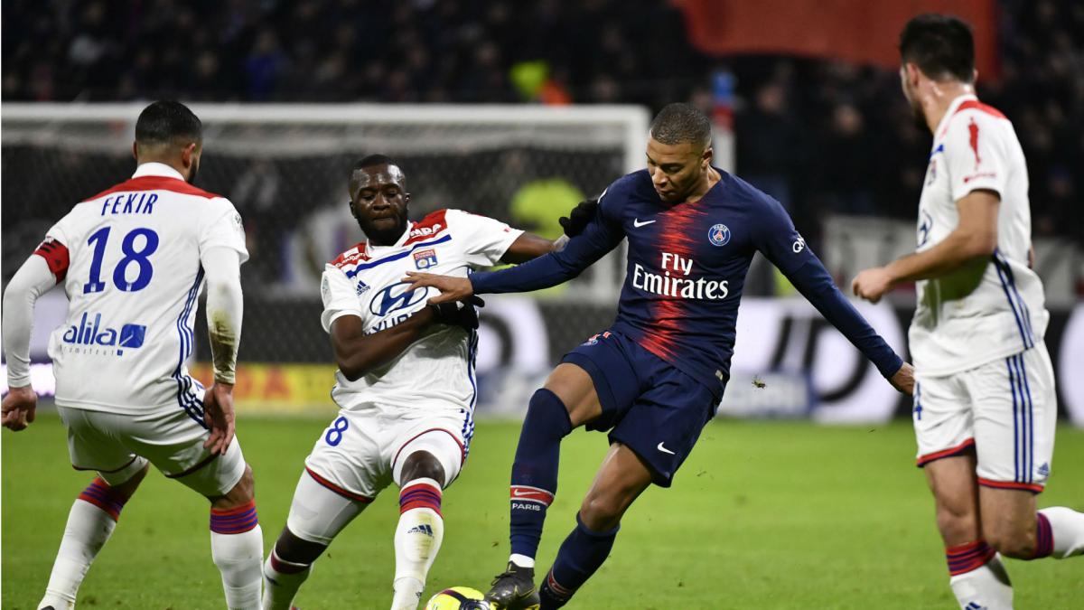 Lyon president Aulas urges PSG to make Ndombele move