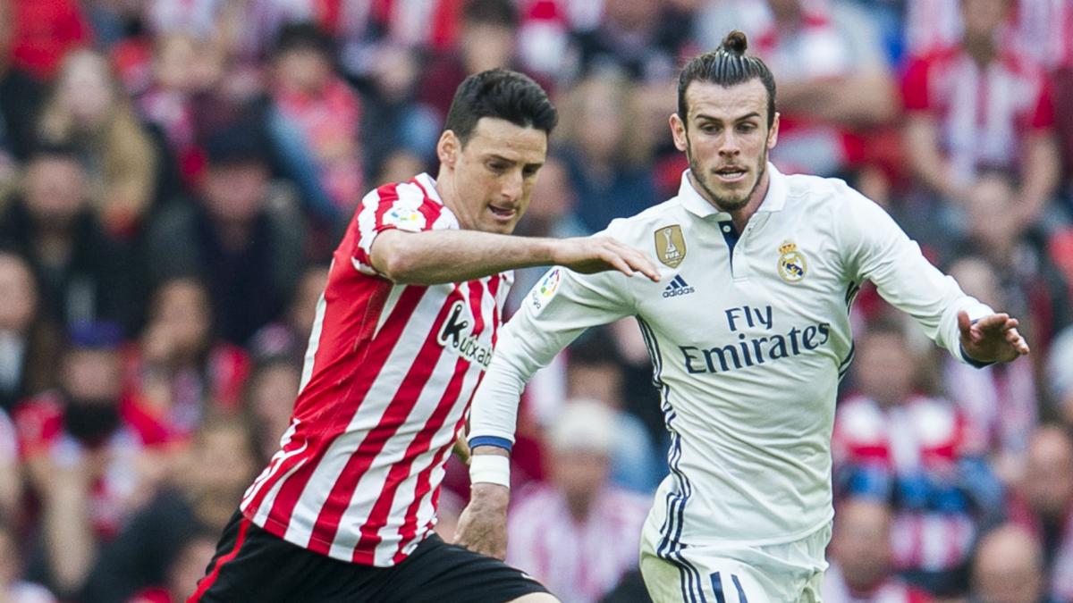 Aduriz agrees one-year Athletic extension