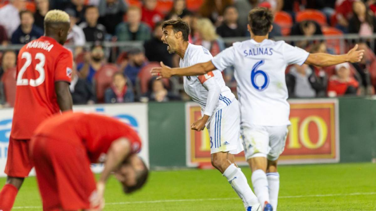 Chris Wondolowski celebrating after scoring the game-winning goal against Toronto FC
