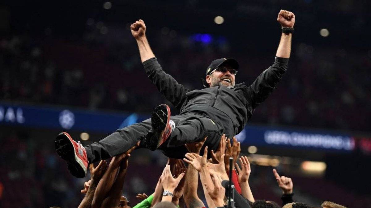 Jürgen Klopp and Liverpool celebrating winning the UEFA Champions League