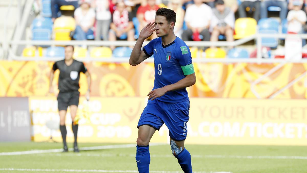 Andrea Pinamonti of Italy celebrates after scoring his team's first goal during the 2019 FIFA U-20 World Cup Round of 16 match between Italy and Poland