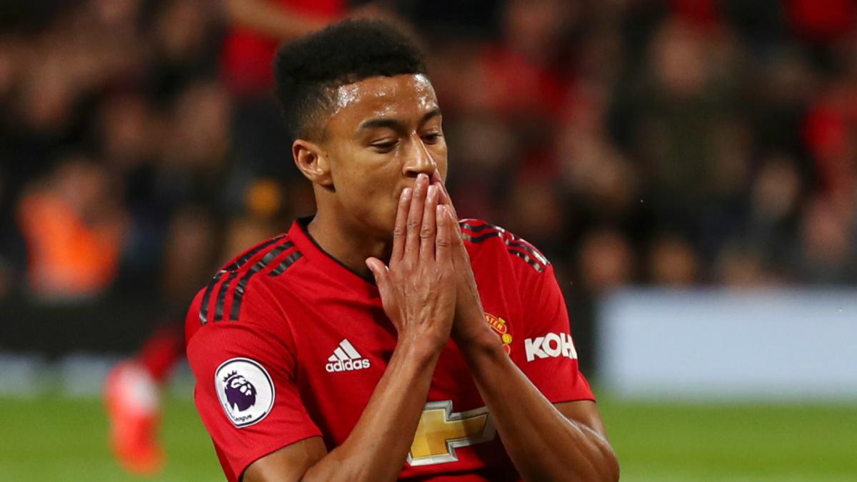 He looked a bit of a prat - Neville questions Lingard's behaviour