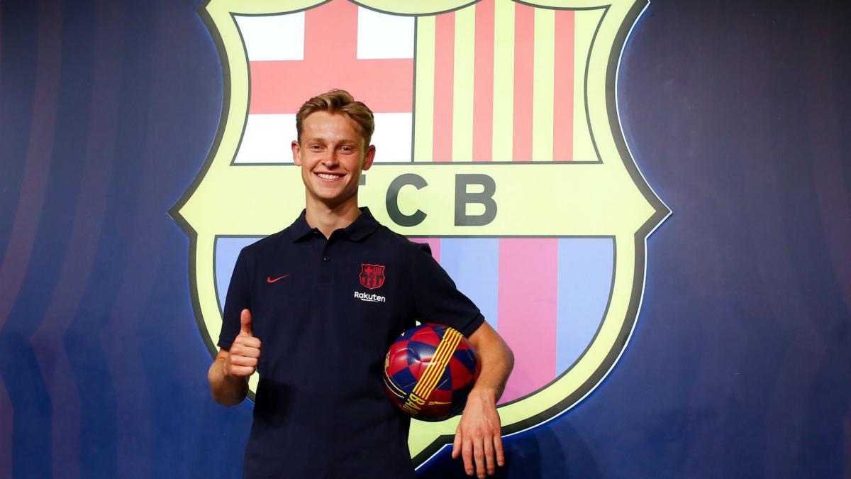 Now my idol is my team-mate – De Jong pinching himself at Messi link-up