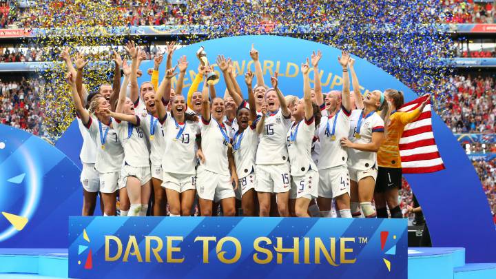 Carli Lloyd of the USA lifts the FIFA Women's World Cup Trophy following her team's victory in the 2019 FIFA Women's World Cup France Final match between The United States of America and The Netherlands at Stade de Lyon