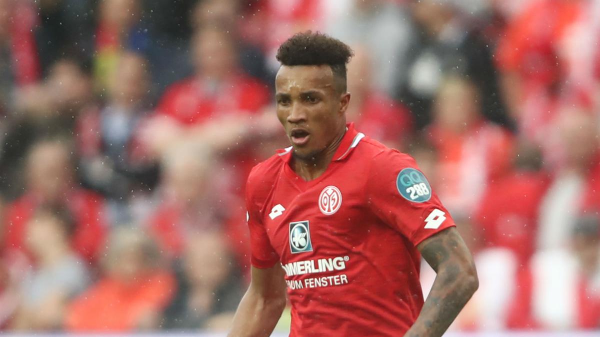 Everton bring in Mainz midfielder Gbamin following Gueye departure