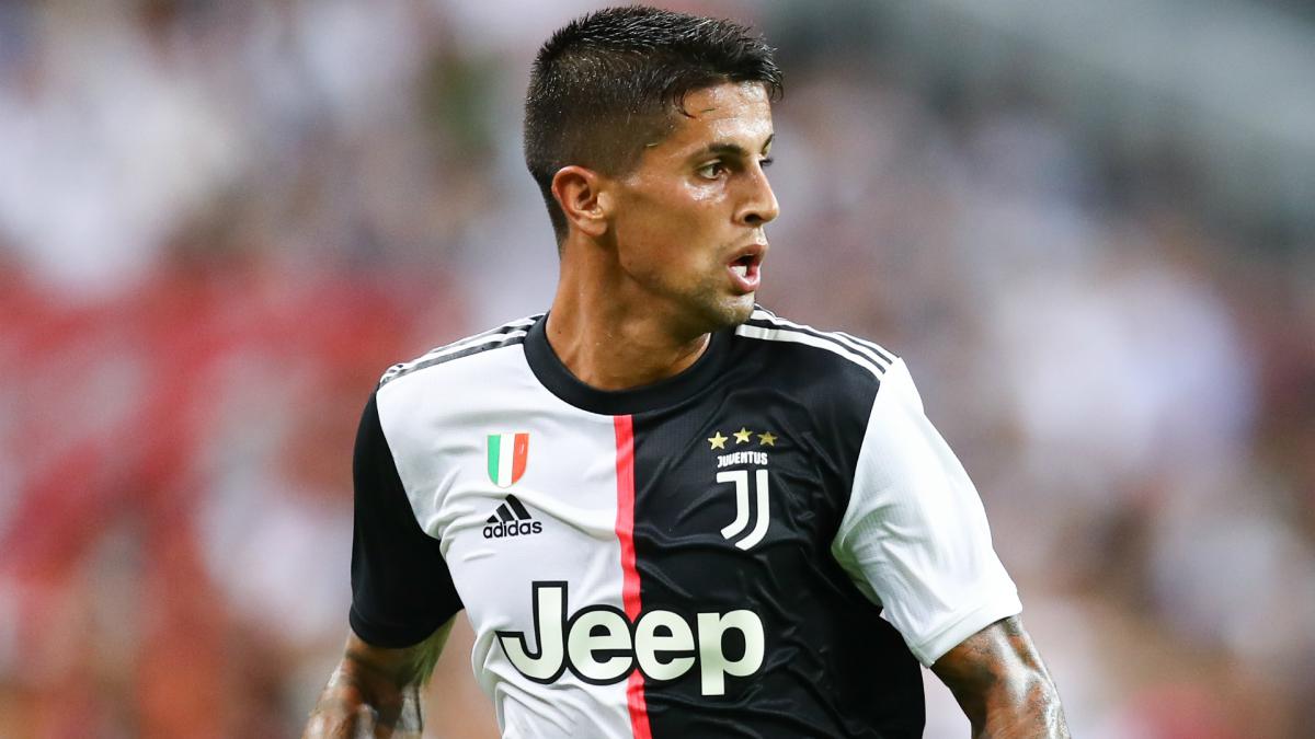 BREAKING NEWS: Manchester City seal Joao Cancelo signing