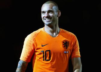 Former Netherlands great Sneijder retires from football