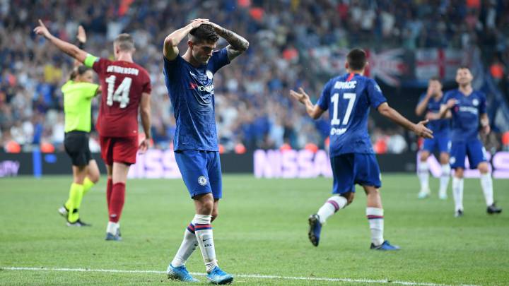 Christian Pulisic of Chelsea reacts after his goal was disallowed by match referee Stephanie Frappart during the UEFA Super Cup match between Liverpool and Chelsea