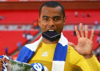 Ashley Cole calls it a day: his career in numbers